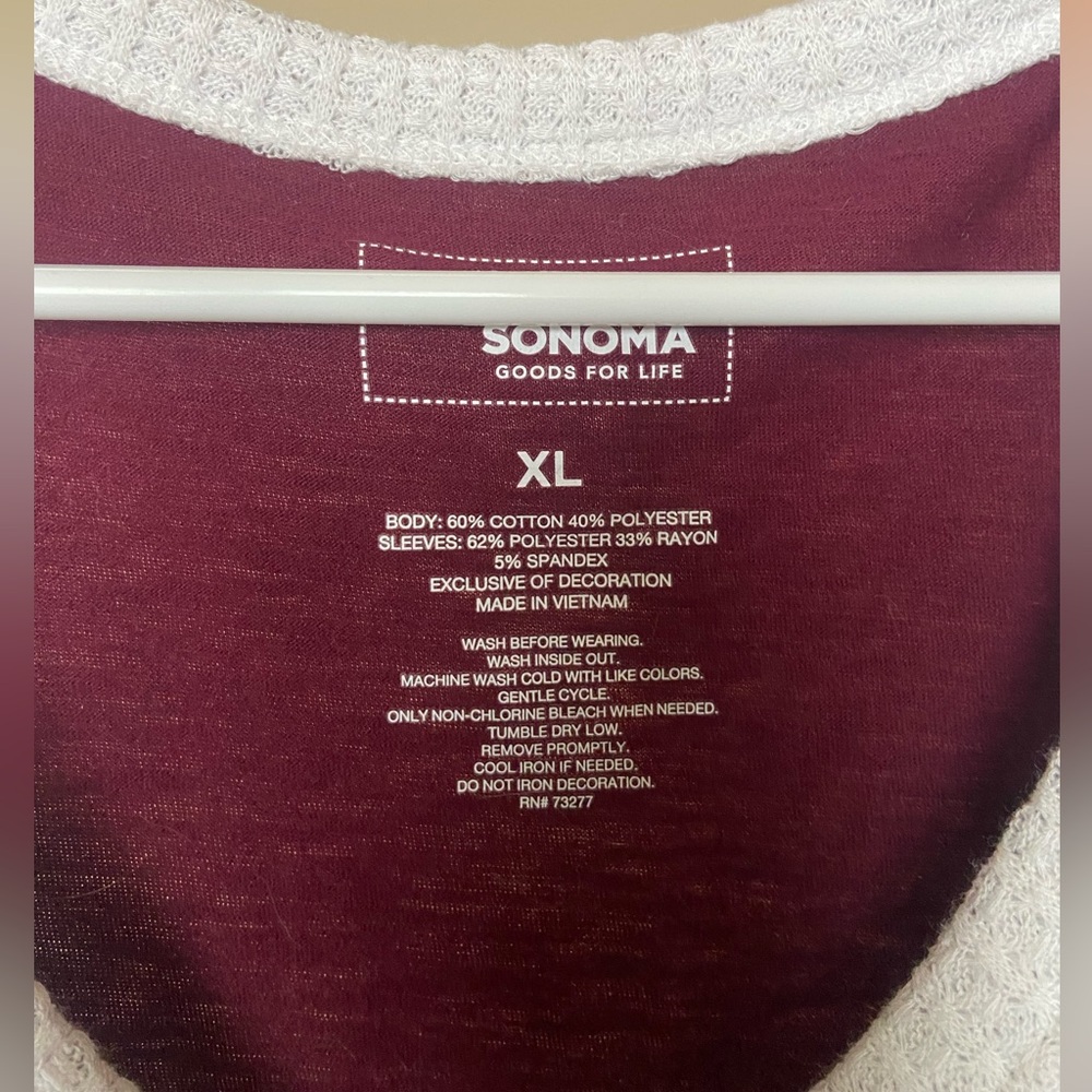 SONOMA Women's Burgundy and White Graphic Top - Picture 5 of 5
